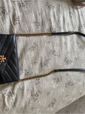 Tory Burch Black Quilted Crossbody with Gold Hardware